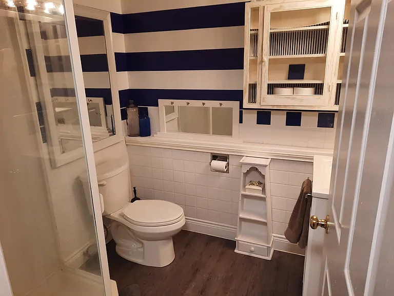 62 Eugenia St — Photo 17