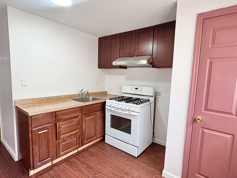 115 Haven Ave #1 — Photo 3