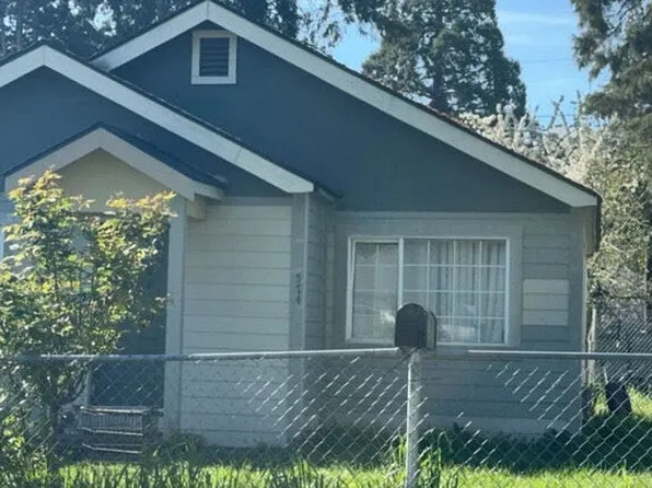 574 Tryon Ave NE, Salem, OR 97301