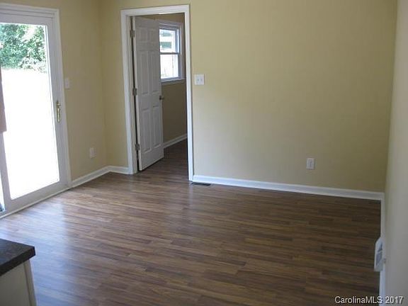 4th image of 214 Wedgewood Dr