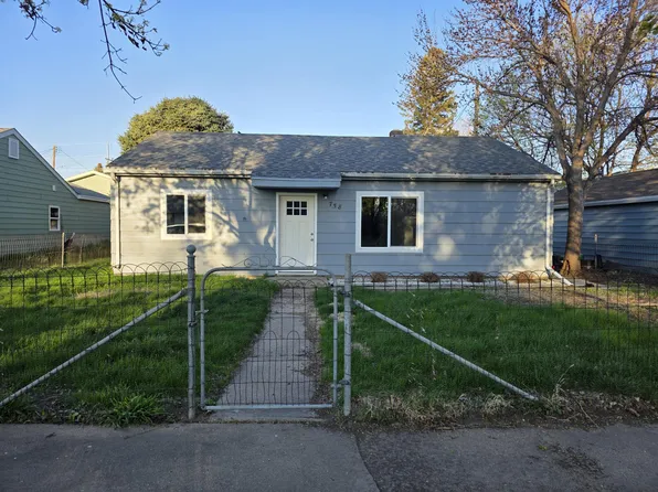 758 Mellette Ave SW, Huron, SD 57350