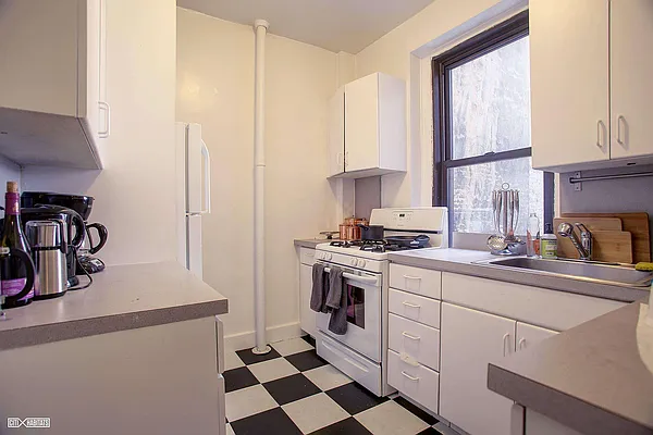 Rented by Citi Habitats | media 5