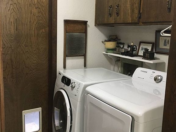 3rd image of 1308 Sooner Dr