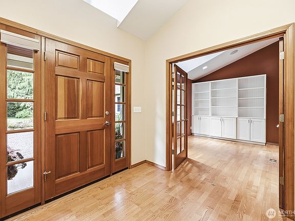 5th image of 291 Fawn Meadow Road