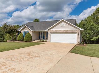 5425 Hyfield Oaks Rd, De Soto, MO 63020