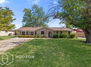 1021 John Reagan St, Benbrook, TX 76126