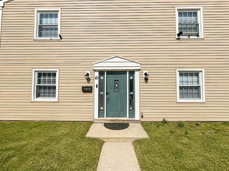 10 Rutledge Pl — Photo 16