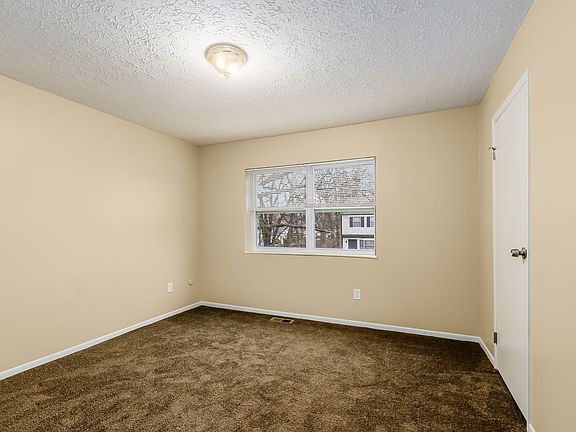 5th image of 2566 Sandbury Blvd #2566