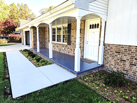 2nd image of 1534 Old Hickory Ln