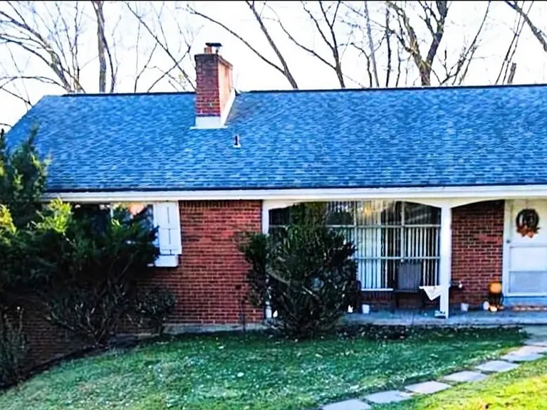 Marjorie Dr — Photo 1