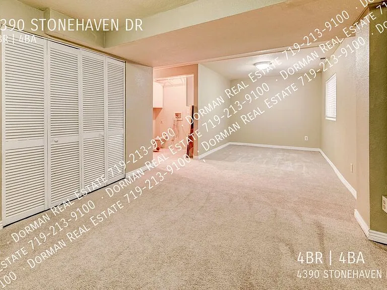 4390 Stonehaven Dr — Photo 23