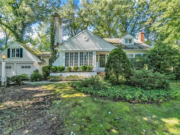 42 Lake Drive, Darien, CT 06820