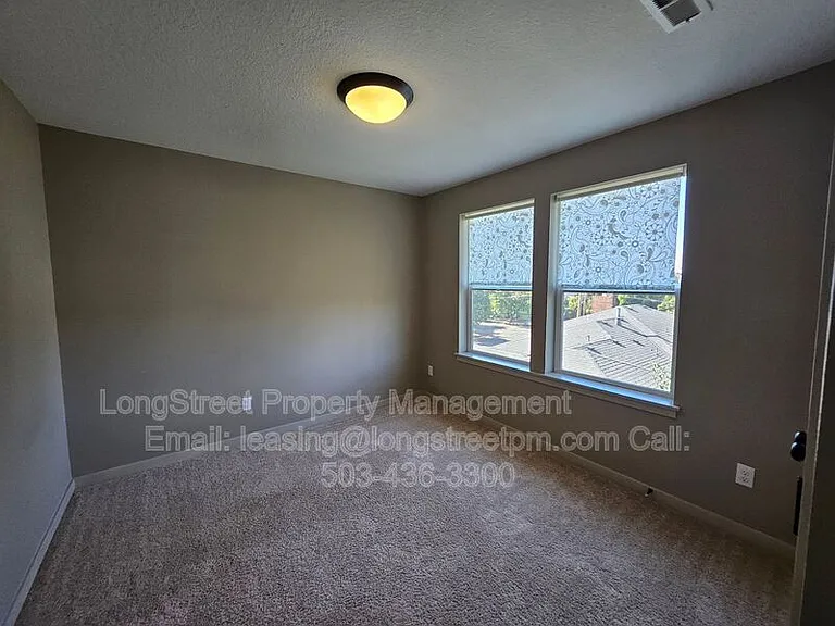 6458 NE 8th Ave — Photo 22
