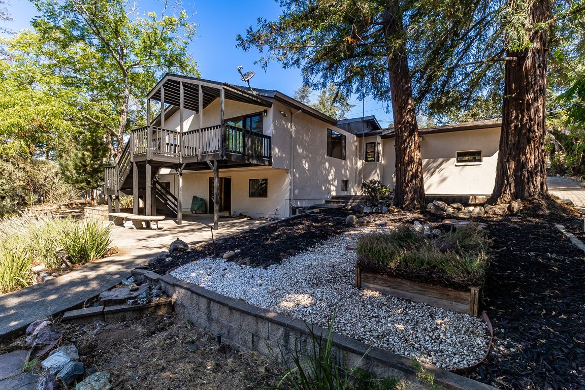 next background image