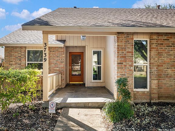 2nd image of 3739 HUNTERS CIR