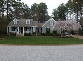115 Water Fowl Dr, Yorktown, VA 23692