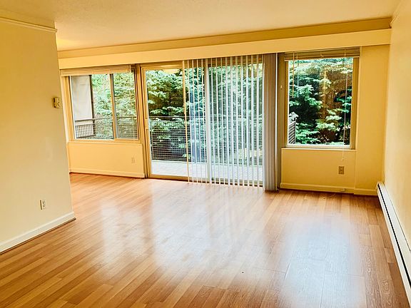4th image of 1700 Taylor Ave N #18764308