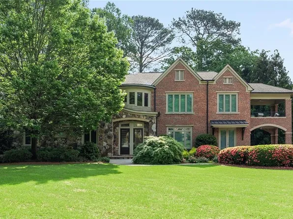 4835 Merlendale Ct, Sandy Springs, GA 30327