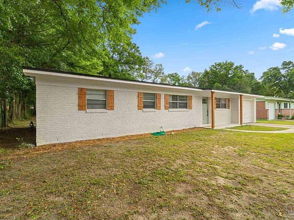 3rd image of 6509 Julia Dr