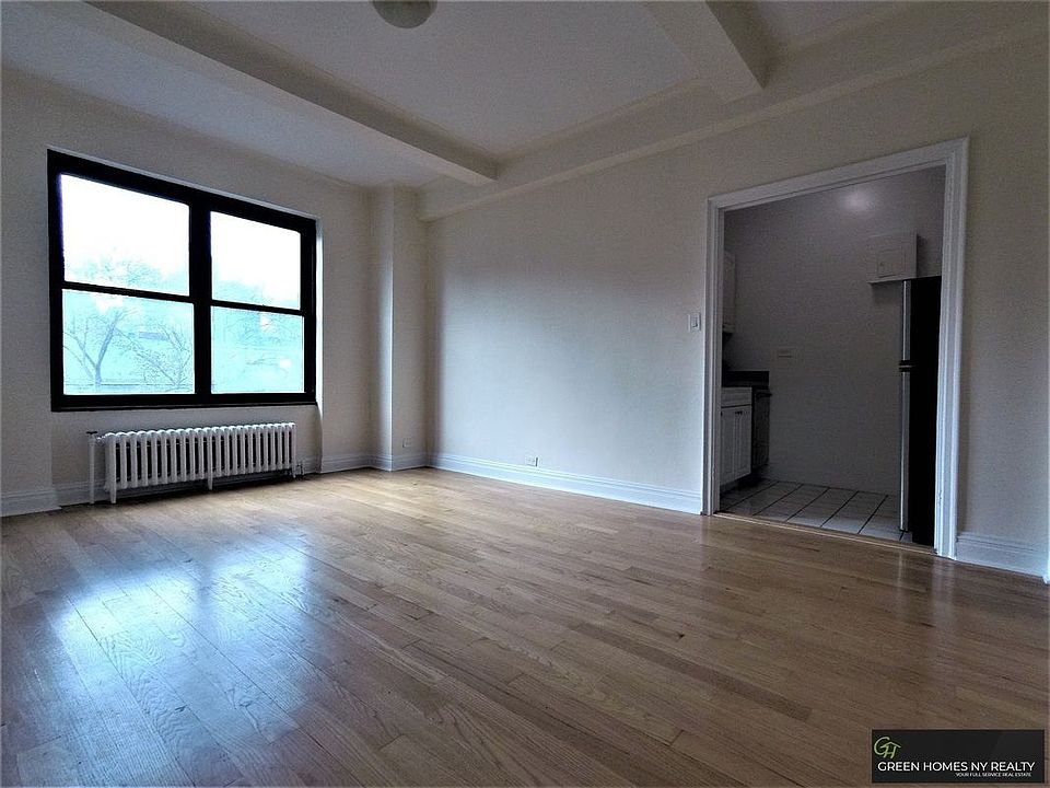 1st image of 178 2nd Ave APT 4