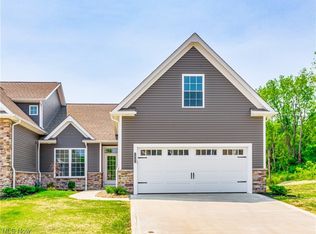 5942 Hawks Nest Cir NW #11C, Canton, OH 44708