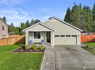 1089 Bondgard Ave E, Enumclaw, WA 98022