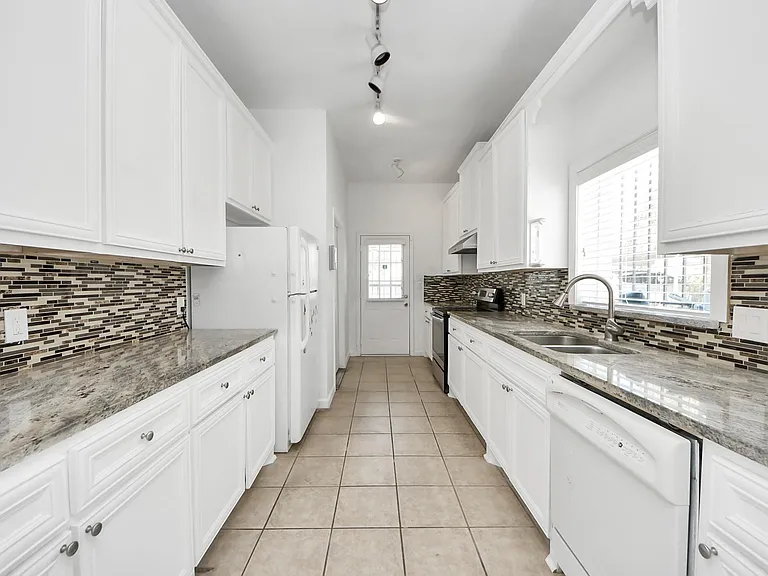 4112 Meyerwood Dr — Photo 26