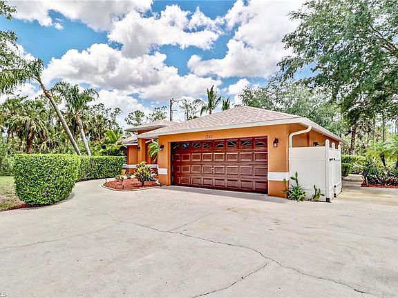 2nd image of 1740 Everglades Blvd N