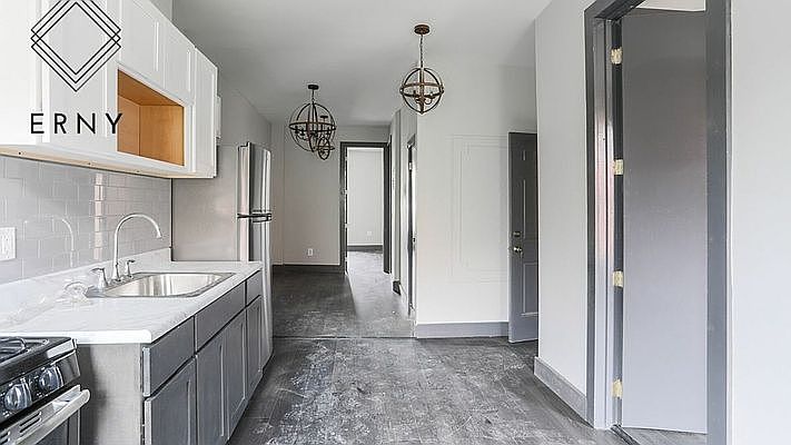 1st image of 105 Vernon Ave APT 2