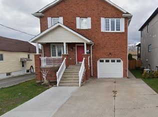 82 Saint Davids Rd, Saint Catharines, ON L2T 1P9