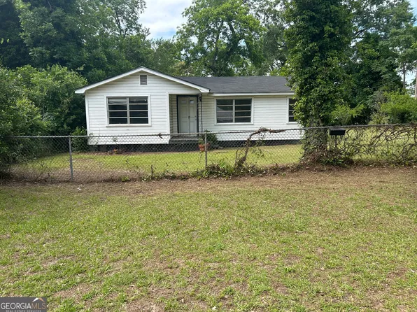 710 W 17th Ave, Cordele, GA 31015