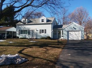 222 Laura Dr, Rochester, NY 14626