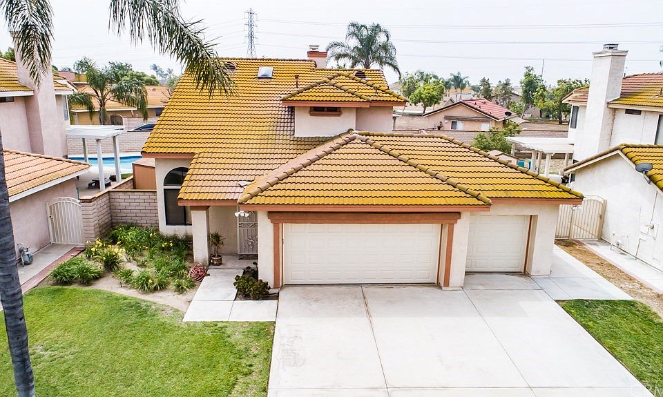 1st image of 2924 Pony Dr