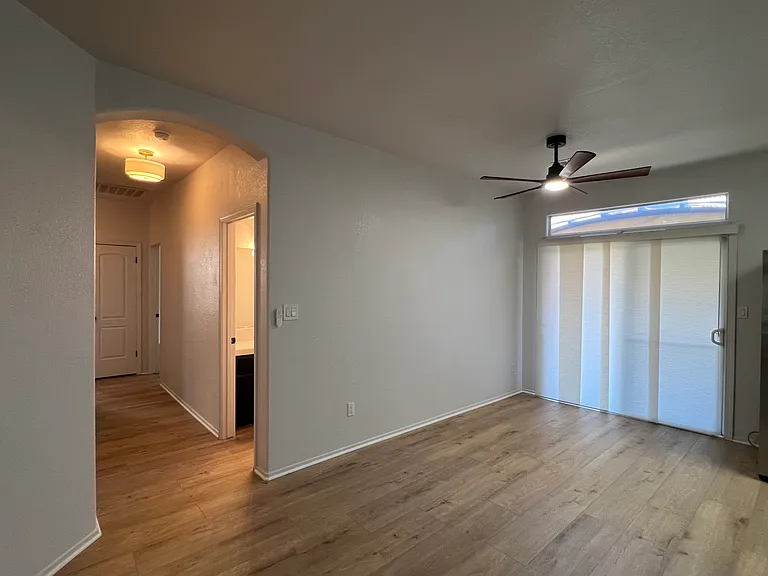 10821 Tivoli Ct — Photo 7