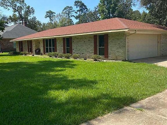 2nd image of 1110 Pinecrest Dr