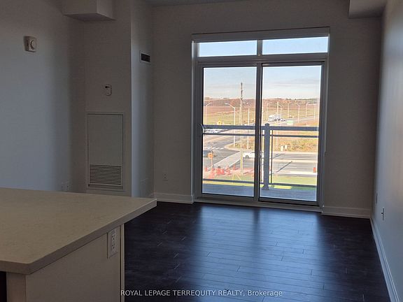 4th image of 2490 Old Bronte Rd #422