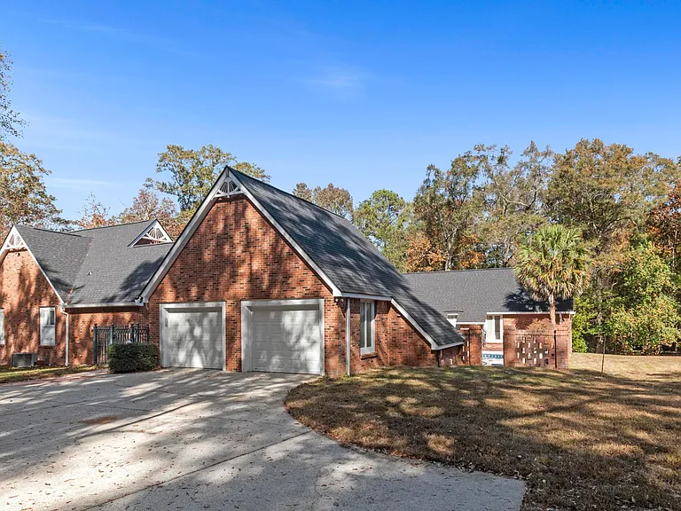 714 N Shady Ln — Photo 41