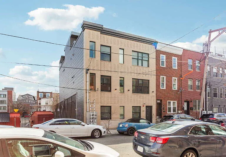 1319 N 6th St #2F — Photo 33