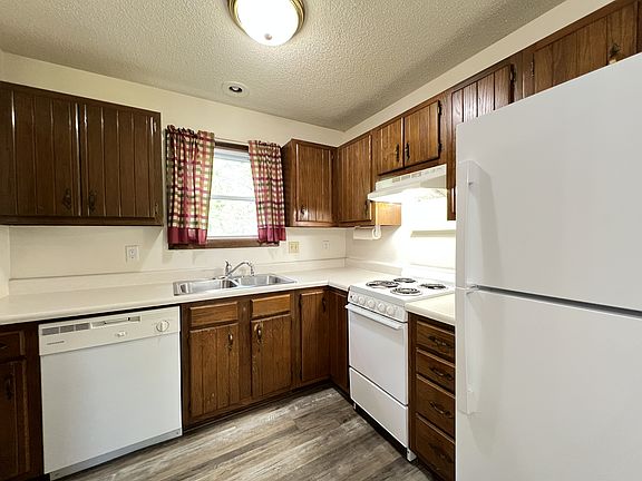 4th image of 1420 Adair St APT 4
