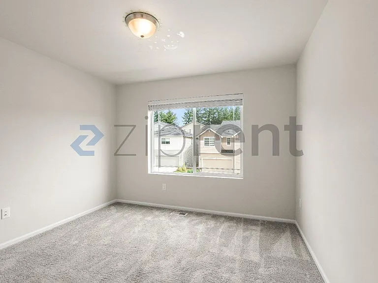 1030 16th Dr — Photo 16