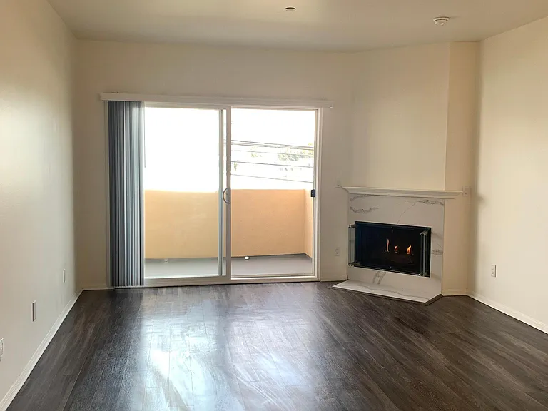 Vinton Court Apartments — Photo 22