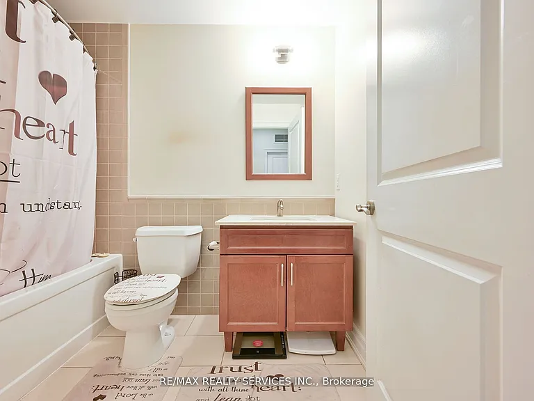 100 John St #405 — Photo 14
