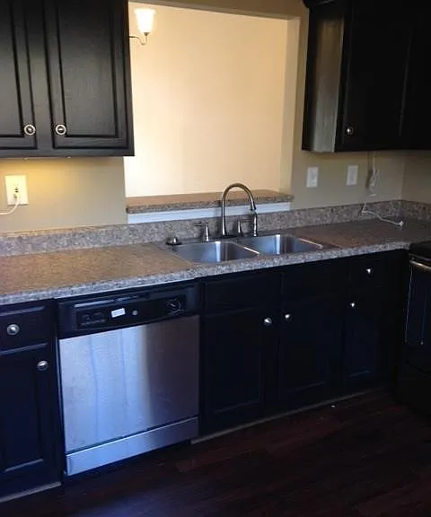 4666 Twin Hickory Lake Dr — Photo 2