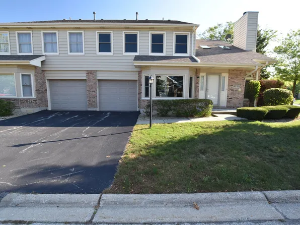 9255 Wherry Ln, Orland Park, IL