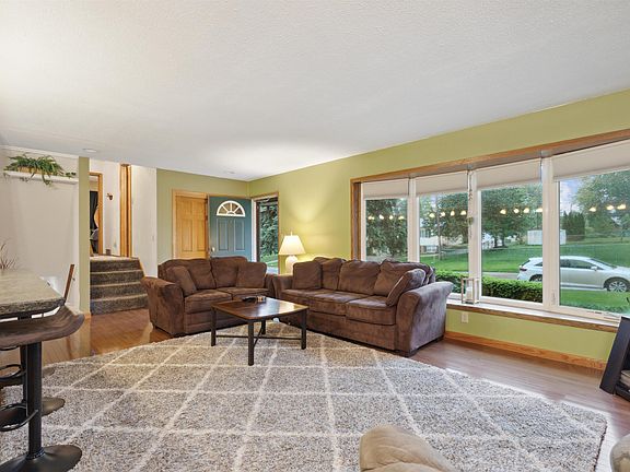 4th image of 3001 Saratoga Dr