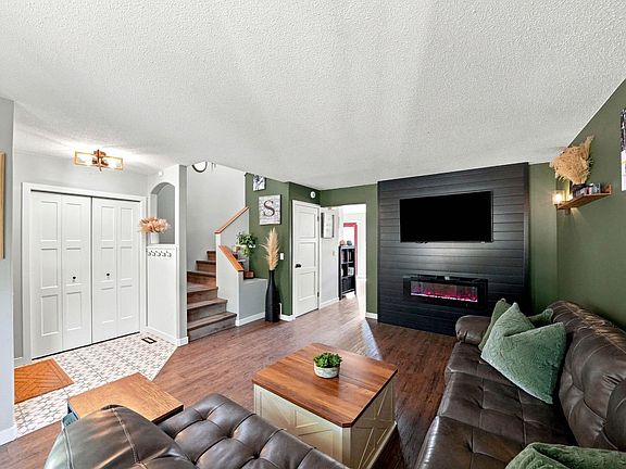 5th image of 48 Country Ridge Close