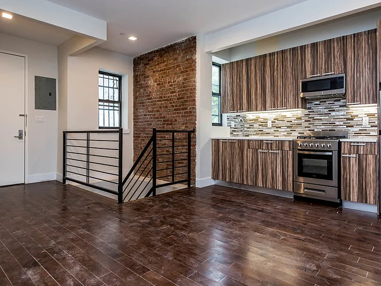 316 Patchen Ave #1L — Photo 1