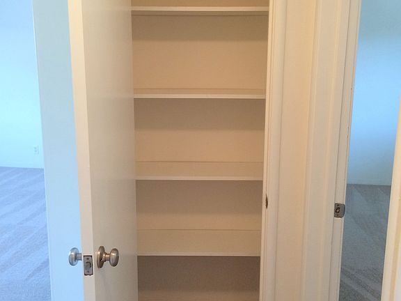 4th image of 86 Renato Ct APT 11