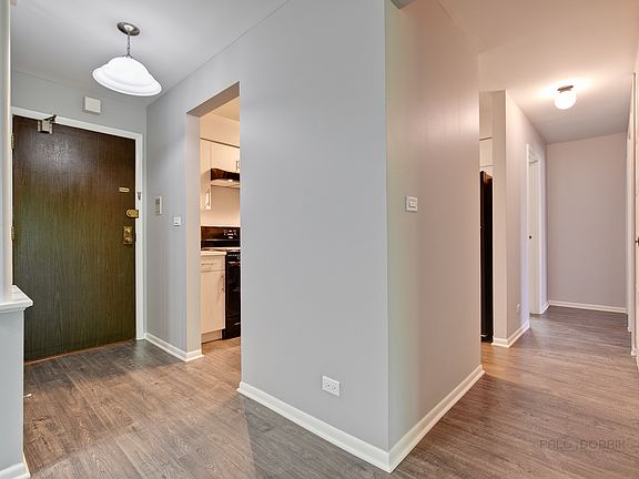 4th image of 2150 Valencia Dr APT 208