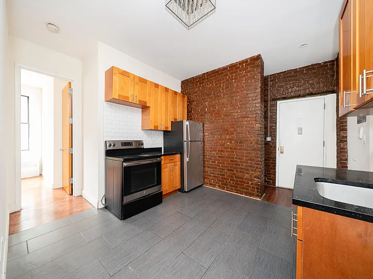 945 Saint Nicholas Ave #1D — Photo 7